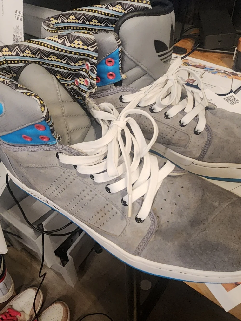 Adidas High-Top Sneakers in Grey with White Laces - Picture 4 of 6
